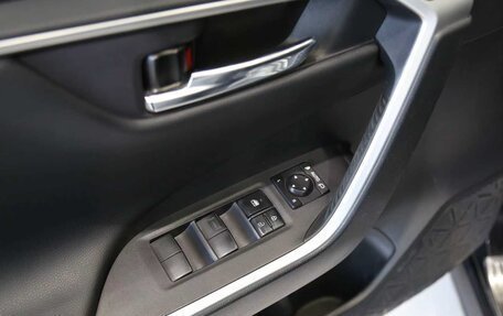 Toyota RAV4, 2022 год, 2 514 000 рублей, 14 фотография