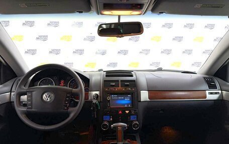 Volkswagen Touareg III, 2005 год, 1 026 000 рублей, 22 фотография