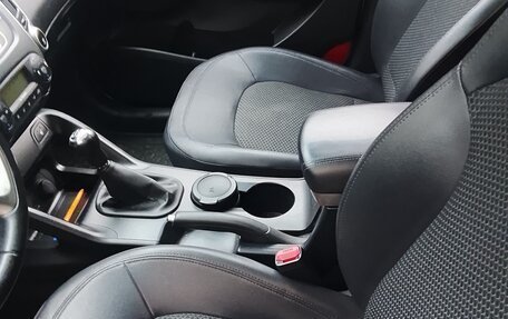 Hyundai ix35 I рестайлинг, 2012 год, 910 000 рублей, 5 фотография