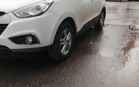 Hyundai ix35 I рестайлинг, 2012 год, 910 000 рублей, 3 фотография