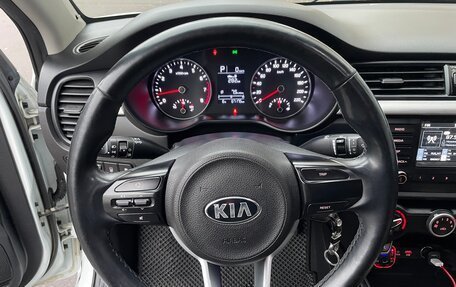 KIA Rio IV, 2017 год, 1 350 000 рублей, 2 фотография