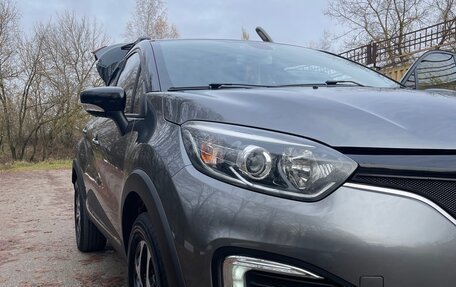 Renault Kaptur I рестайлинг, 2019 год, 1 600 000 рублей, 1 фотография