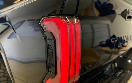 Toyota Tundra, 2022 год, 8 500 000 рублей, 9 фотография