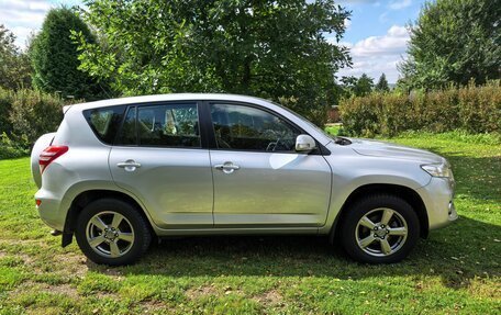 Toyota RAV4, 2012 год, 1 590 000 рублей, 4 фотография