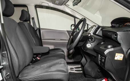 Honda Freed I, 2010 год, 1 030 000 рублей, 5 фотография