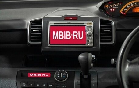 Honda Freed I, 2010 год, 1 030 000 рублей, 12 фотография