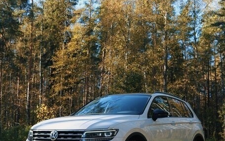 Volkswagen Tiguan II, 2020 год, 3 700 000 рублей, 1 фотография