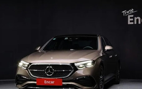 Mercedes-Benz E-Класс, 2025 год, 8 930 000 рублей, 2 фотография