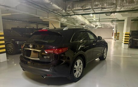 Infiniti QX70, 2014 год, 2 200 000 рублей, 5 фотография