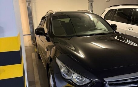 Infiniti QX70, 2014 год, 2 200 000 рублей, 12 фотография