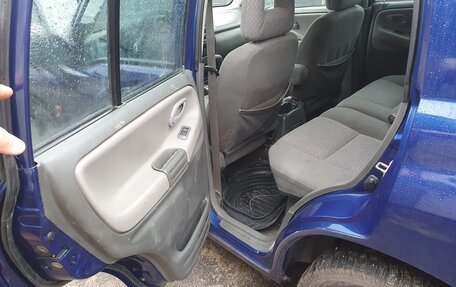 Chevrolet Tracker II, 2002 год, 480 000 рублей, 2 фотография