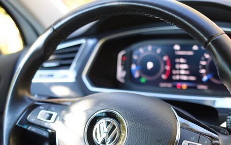 Volkswagen Tiguan II, 2020 год, 3 700 000 рублей, 5 фотография