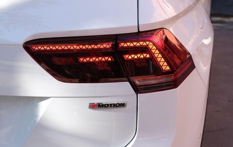 Volkswagen Tiguan II, 2020 год, 3 700 000 рублей, 13 фотография