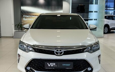 Toyota Camry, 2017 год, 2 525 000 рублей, 2 фотография