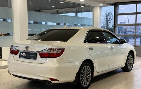 Toyota Camry, 2017 год, 2 525 000 рублей, 6 фотография