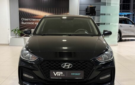 Hyundai Solaris II рестайлинг, 2018 год, 1 285 000 рублей, 2 фотография