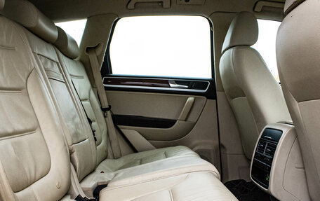 Volkswagen Touareg III, 2011 год, 1 619 000 рублей, 11 фотография