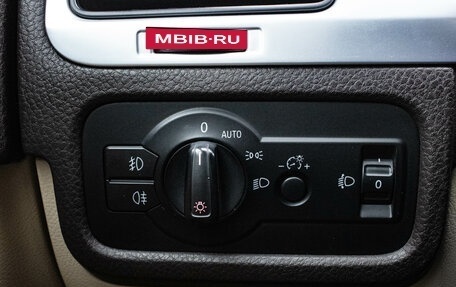 Volkswagen Touareg III, 2011 год, 1 619 000 рублей, 15 фотография