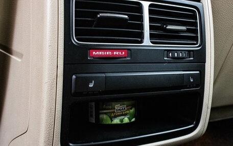 Volkswagen Touareg III, 2011 год, 1 619 000 рублей, 25 фотография