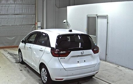 Honda Fit, 2021 год, 950 000 рублей, 4 фотография