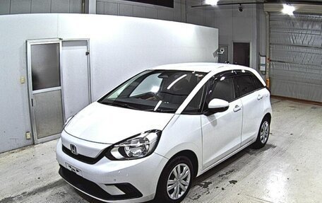 Honda Fit, 2021 год, 950 000 рублей, 2 фотография