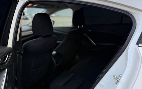 Mazda 6, 2015 год, 1 400 000 рублей, 14 фотография