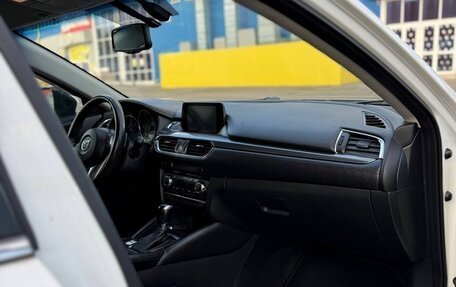 Mazda 6, 2015 год, 1 400 000 рублей, 18 фотография