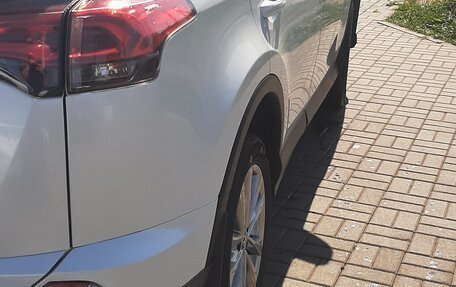 Toyota RAV4, 2018 год, 2 700 000 рублей, 5 фотография