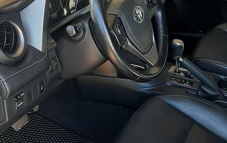 Toyota RAV4, 2018 год, 2 700 000 рублей, 13 фотография