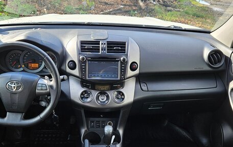 Toyota RAV4, 2012 год, 1 660 000 рублей, 12 фотография