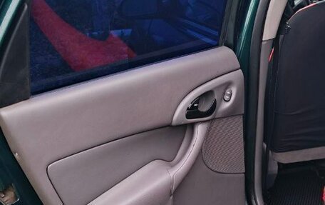 Ford Focus IV, 2001 год, 350 000 рублей, 18 фотография