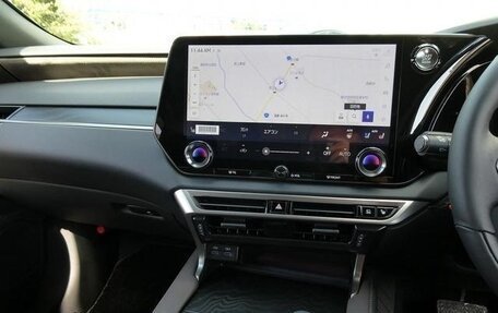 Lexus RX IV рестайлинг, 2025 год, 7 000 000 рублей, 16 фотография