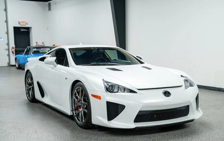 Lexus LFA, 2012 год, 93 000 000 рублей, 1 фотография