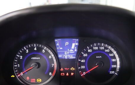 Hyundai Solaris II рестайлинг, 2014 год, 879 990 рублей, 14 фотография