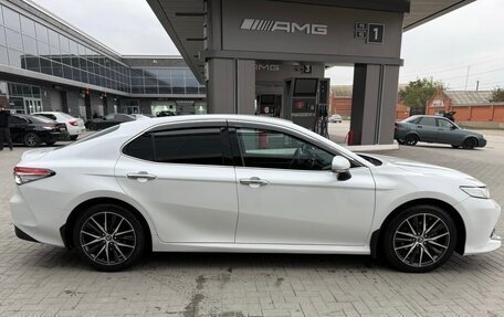 Toyota Camry, 2019 год, 2 100 000 рублей, 7 фотография