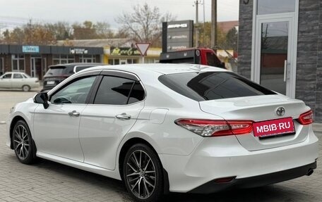 Toyota Camry, 2019 год, 2 100 000 рублей, 5 фотография