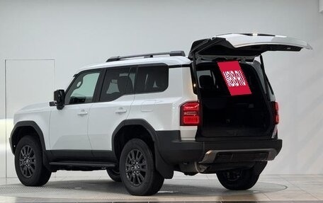 Toyota Land Cruiser Prado, 2025 год, 7 300 050 рублей, 10 фотография