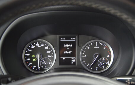 Mercedes-Benz Vito, 2019 год, 4 450 000 рублей, 14 фотография