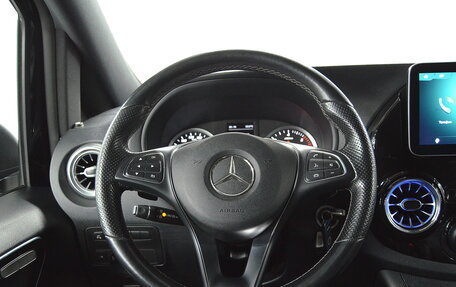 Mercedes-Benz Vito, 2019 год, 4 450 000 рублей, 15 фотография