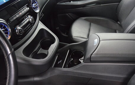Mercedes-Benz Vito, 2019 год, 4 450 000 рублей, 20 фотография