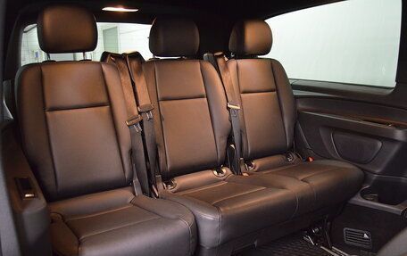 Mercedes-Benz Vito, 2019 год, 4 450 000 рублей, 25 фотография