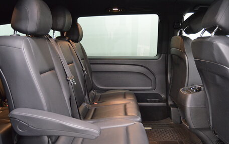 Mercedes-Benz Vito, 2019 год, 4 450 000 рублей, 24 фотография