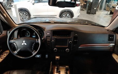 Mitsubishi Pajero IV, 2007 год, 1 299 000 рублей, 31 фотография