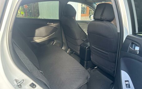 Hyundai Solaris II рестайлинг, 2014 год, 799 000 рублей, 5 фотография