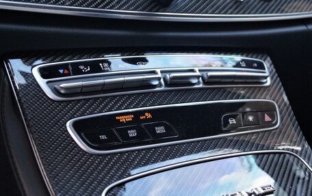 Mercedes-Benz E-Класс AMG, 2020 год, 6 150 000 рублей, 26 фотография