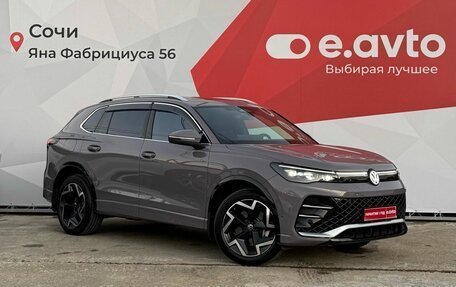 Volkswagen Tiguan, 2024 год, 4 680 000 рублей, 3 фотография