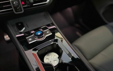 Volkswagen Tiguan, 2024 год, 4 680 000 рублей, 11 фотография