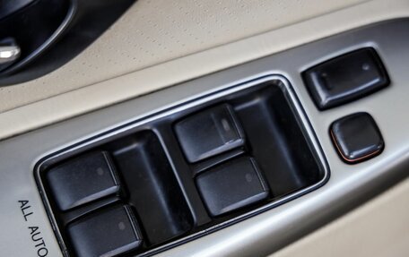 Toyota Land Cruiser Prado 120 рестайлинг, 2007 год, 2 338 000 рублей, 14 фотография