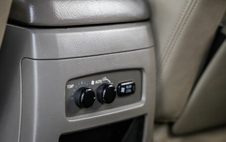 Toyota Land Cruiser Prado 120 рестайлинг, 2007 год, 2 338 000 рублей, 24 фотография