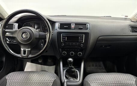 Volkswagen Jetta VI, 2014 год, 1 080 000 рублей, 10 фотография